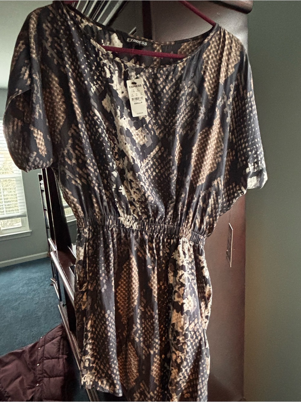Express Women’s Snake-Print Short Sleeve Dress in